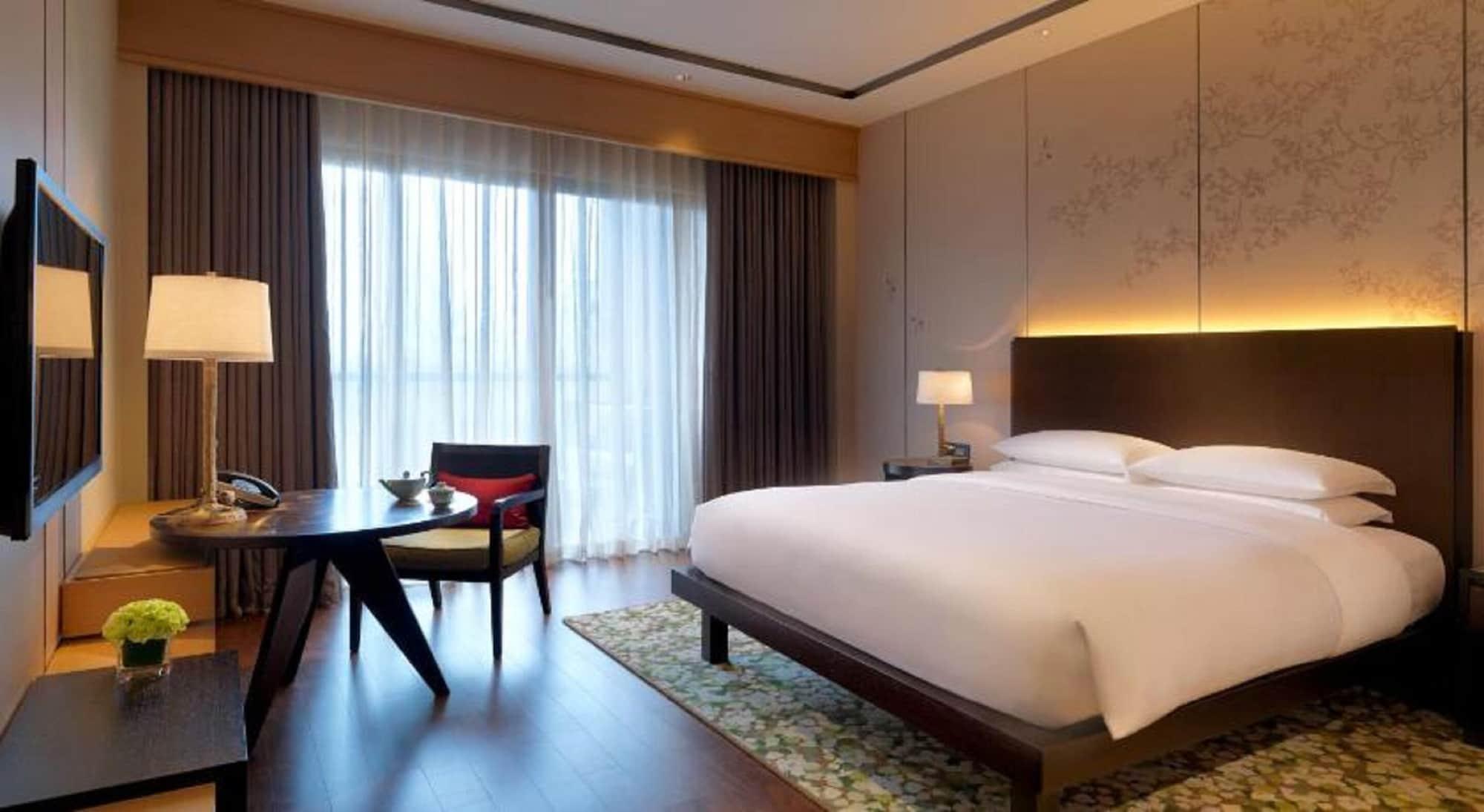 Отель Hyatt Regency Chongming Экстерьер фото