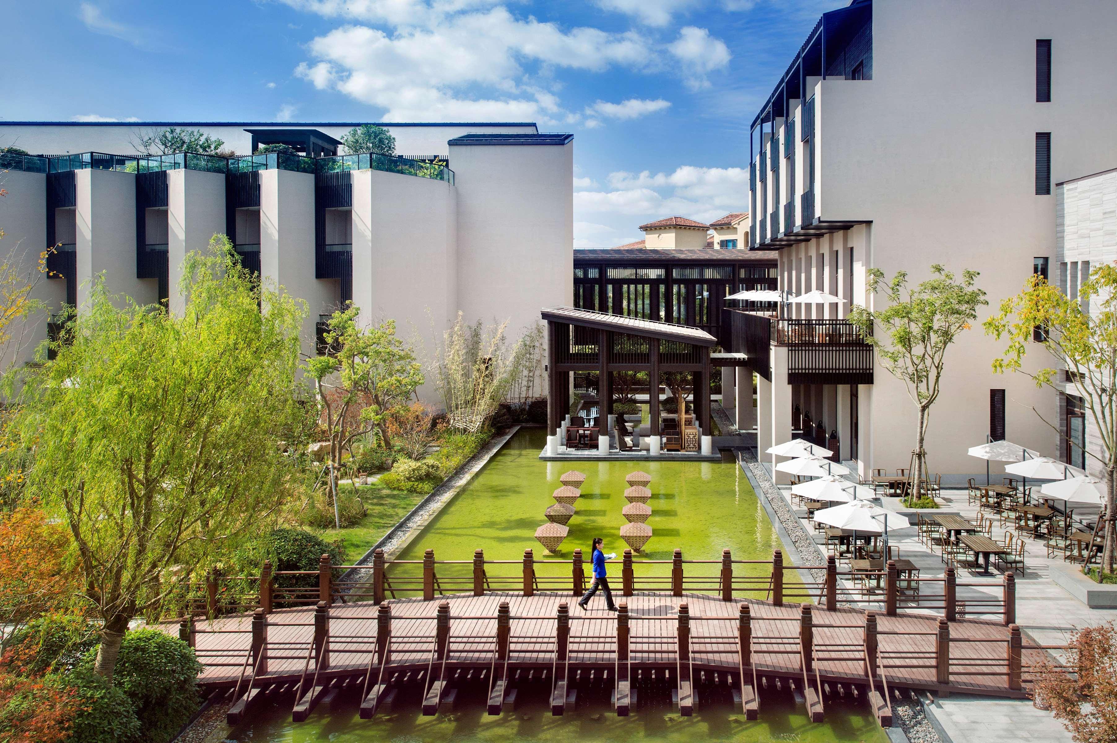 Отель Hyatt Regency Chongming Экстерьер фото